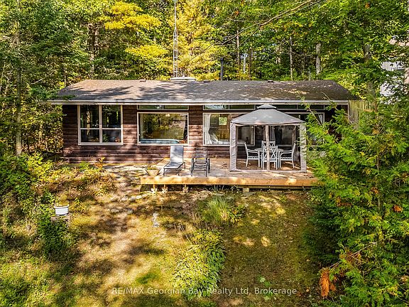 4th image of 100 Nottawaga Dr