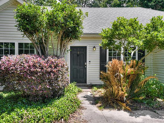 2nd image of 124 Yarrow Way