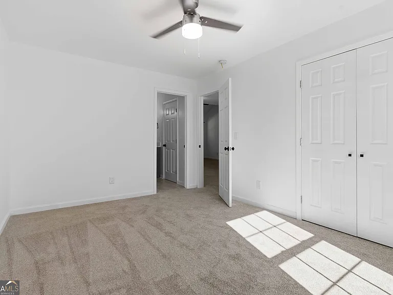 6938 Shadow Ridge Ln — Photo 12