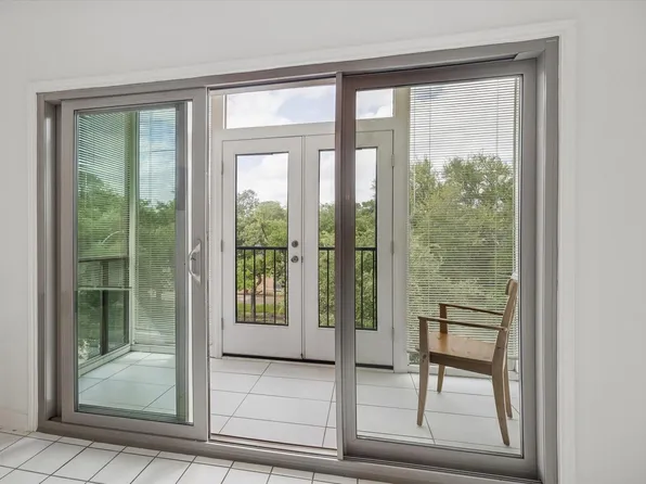 2475 Underwood St APT 361, Houston, TX 77030