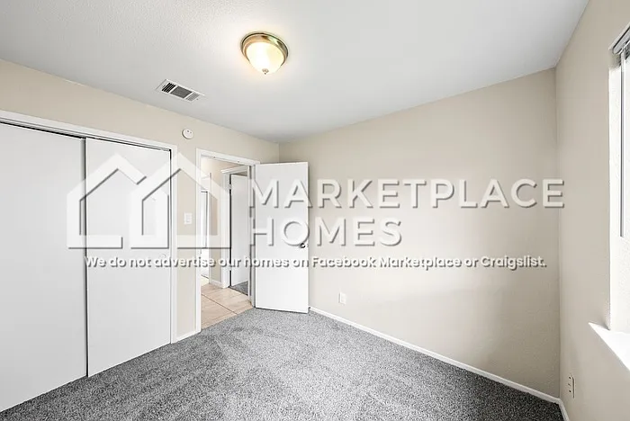1001 Greenbriar Loop — Photo 19