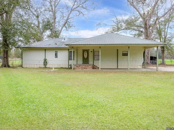 16481 Kinchen Rd, Livingston, LA 70754
