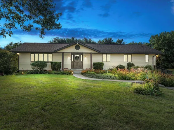 2285 Hill Trail Rd, Bremen, IN 46506