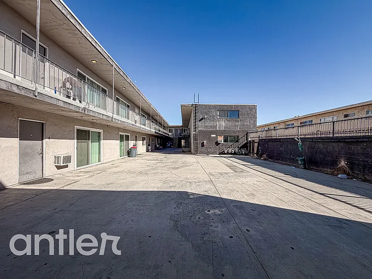 9013 Orion Ave #A23 — Photo 6