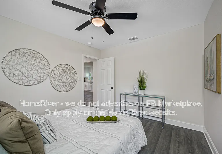 306 Park Blvd — Photo 20