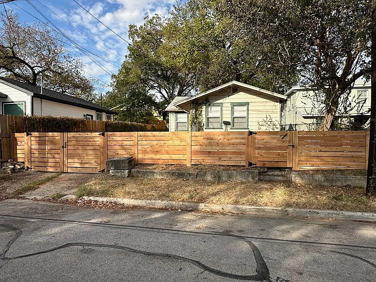 2310 Santa Maria St — Photo 1