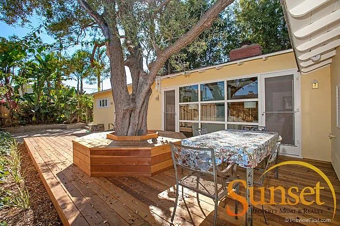 3271 Homer St — Photo 25