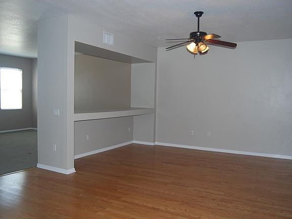 5th image of 2236 Blackwood Dr
