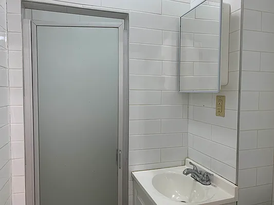 Rented by Gypsy Housing LLC | media 9