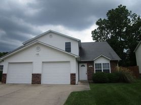 5013-5015 Carrie Ridge Dr.