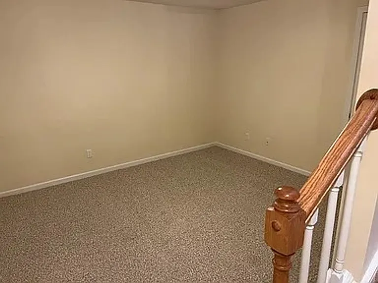 3363 Canterbury Ct — Photo 19