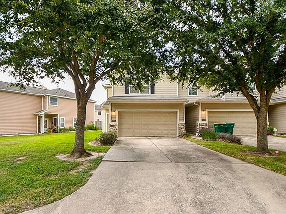 2nd image of 6054 Yorktown Meadow Ln
