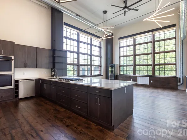 715 N Graham St #201, Charlotte, NC 28202