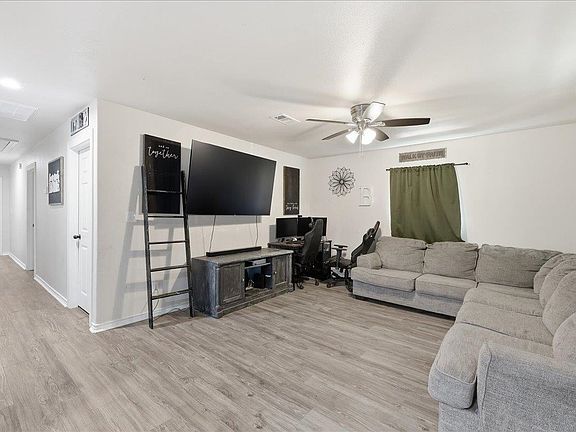4th image of 270 Pug Rd