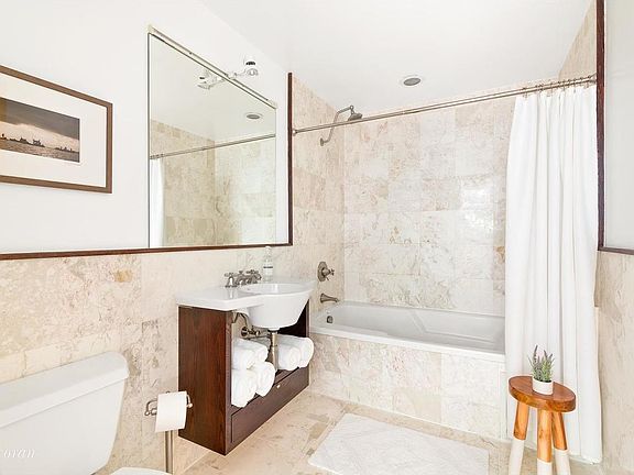 5th image of 675 Sackett St APT 209