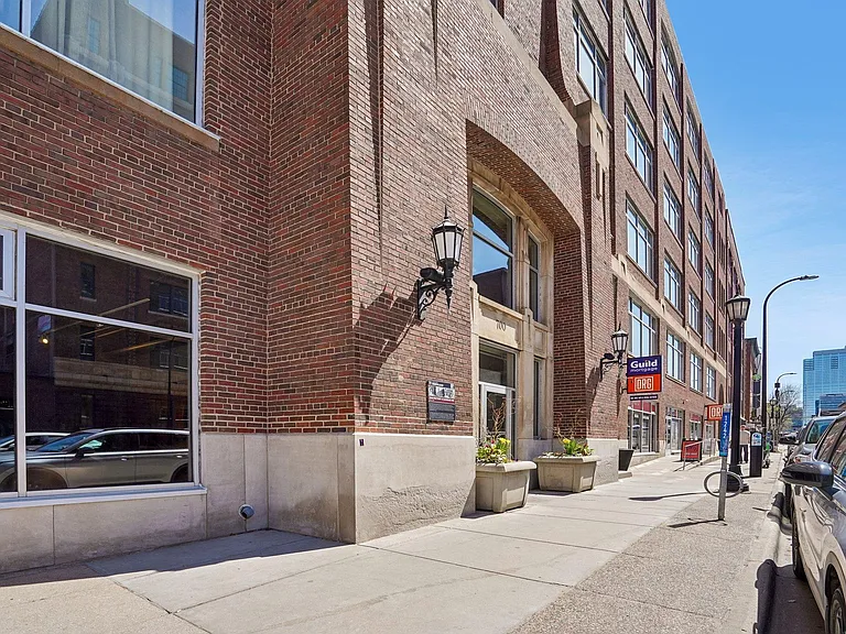 700 Washington Ave N #523 — Photo 21