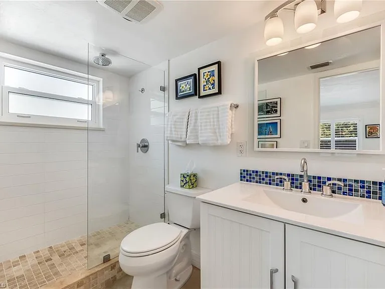 980 7th Ave S #201 — Photo 10