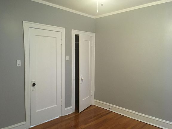 5th image of 4627 N Lawndale Ave APT 2