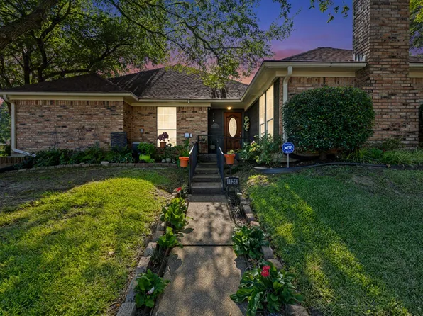 1125 Towne Lake Dr, Longview, TX 75601
