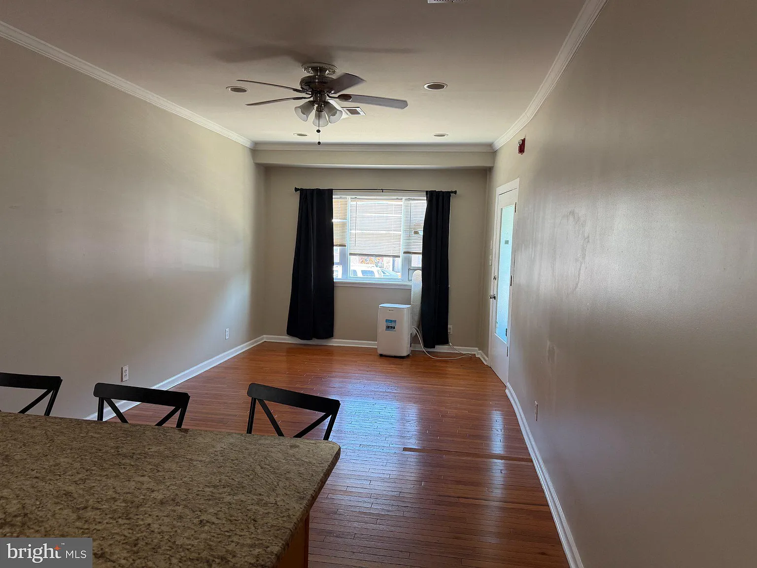 2516 S Broad St — Photo 4