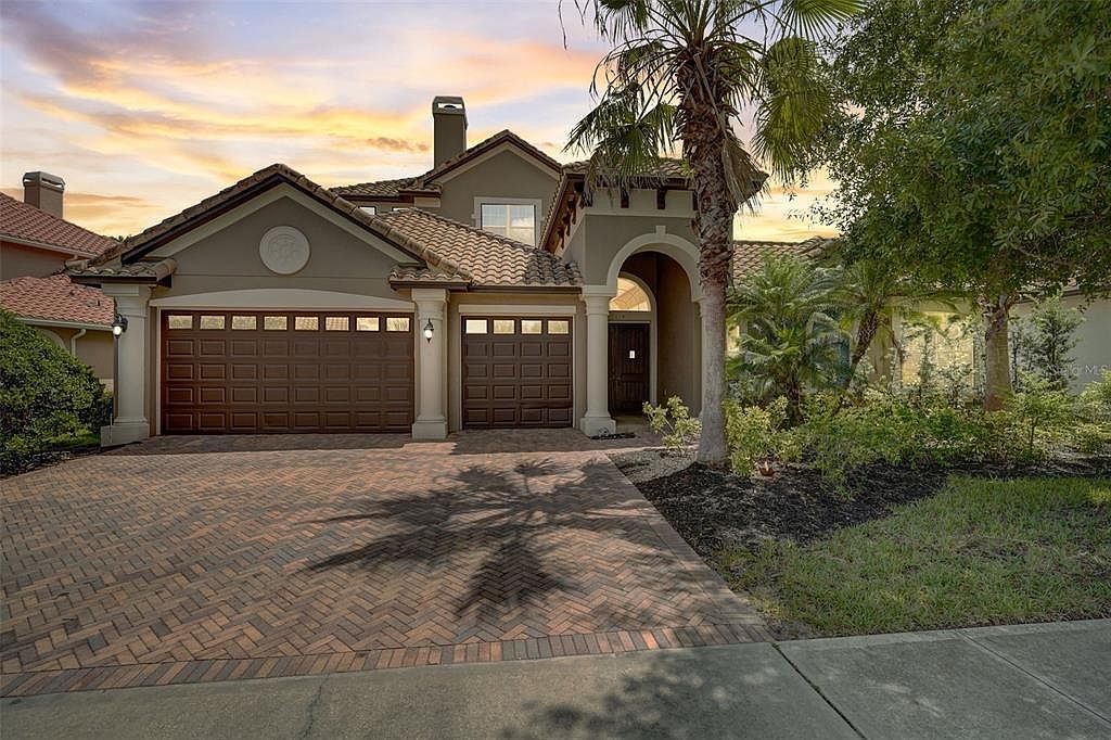 2419 Heritage Green Ave