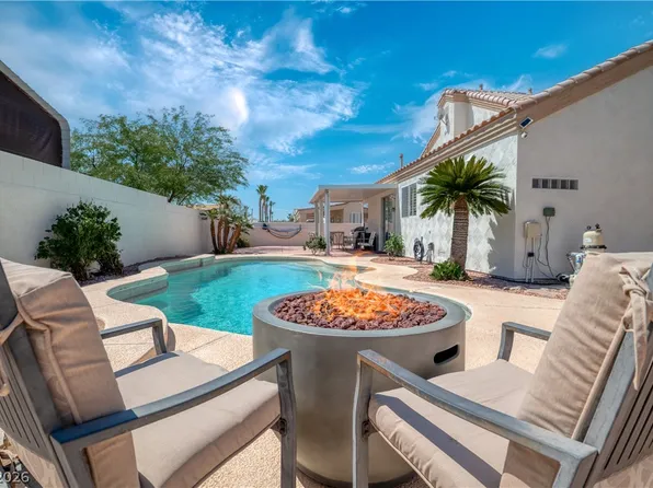 3176 Sterlingshire Dr, Las Vegas, NV 89146