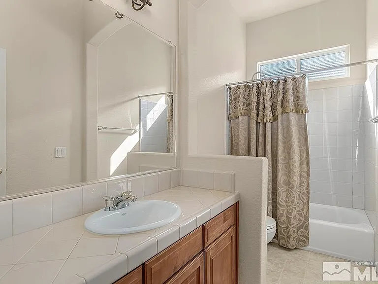 2815 Albazano Dr — Photo 6