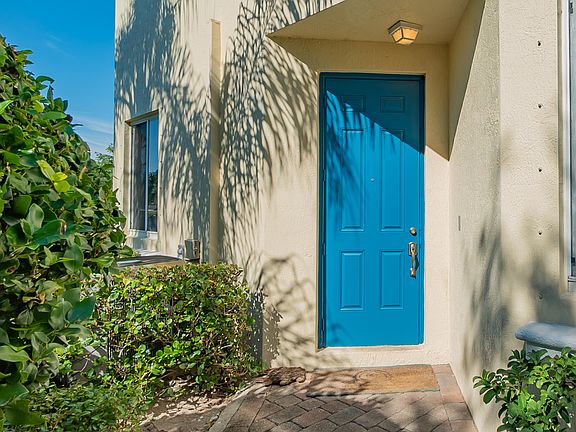 3rd image of 2790 S Evergreen Cir