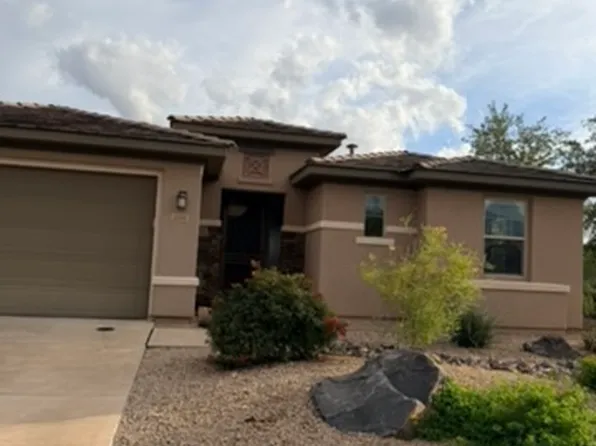 2540 E Desert Cliff Dr, Washington, UT 84780