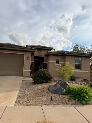 2540 E Desert Cliff Dr Photo 1