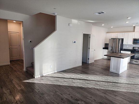 3rd image of 4384 Silver Cedar Ln