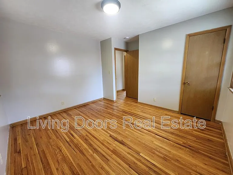 3910 N 12th St — Photo 15