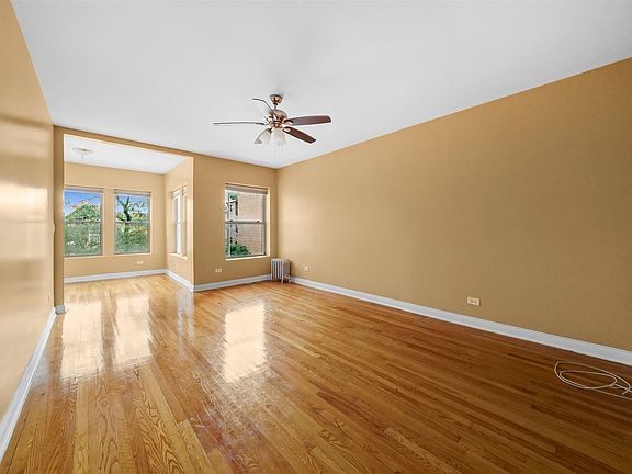 3rd image of 7220 S Yates Blvd #2S