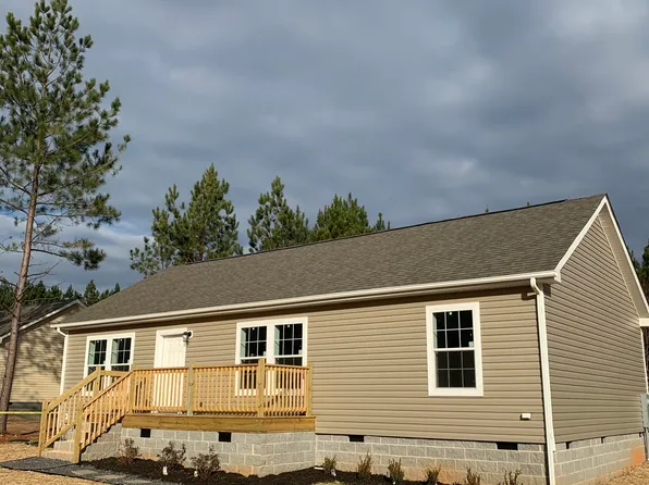 447 Plum Nutty Rd, Henderson, NC 27537