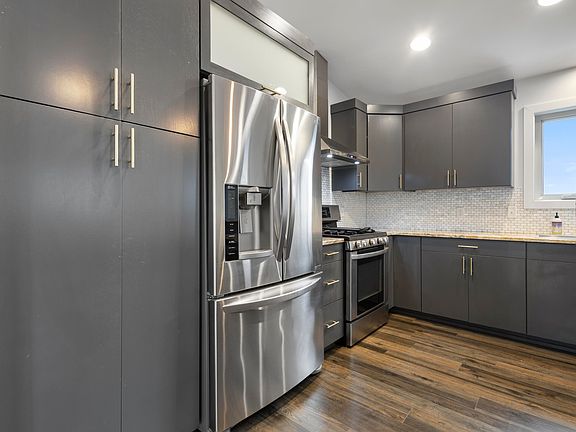 5th image of 1822 Tanbury Ln
