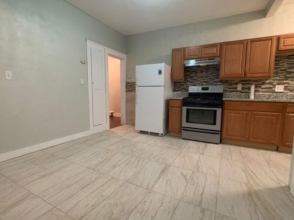165 Chiswick Rd #1