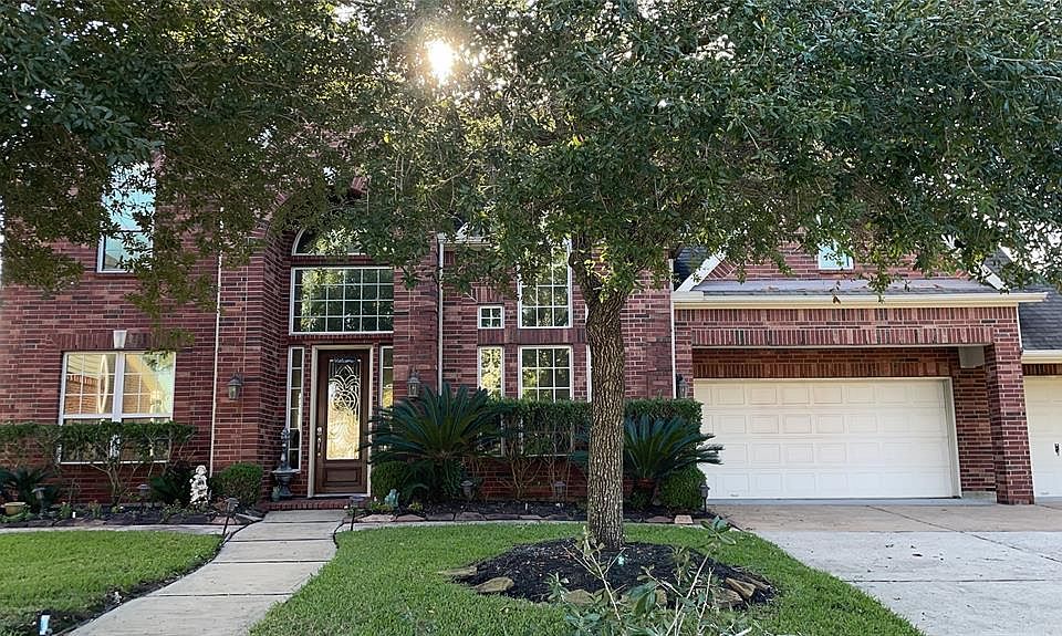 1st image of 1123 Shady Knoll Ln