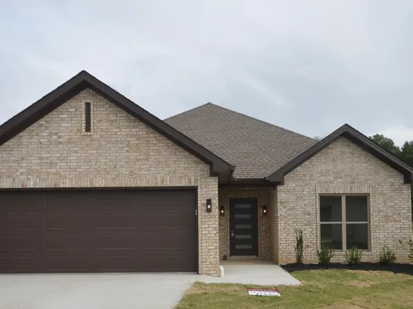 314 Hollis St, Bono, AR 72416