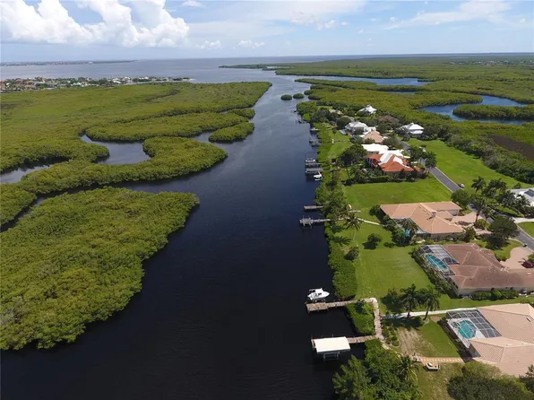 4011 Lea Marie Island Dr, Port Charlotte, FL 33952