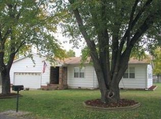 1303 W Bert St, Claremore, OK 74017