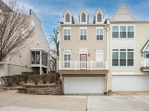 419 S Geyer Rd Unit 1, Saint Louis, MO 63122