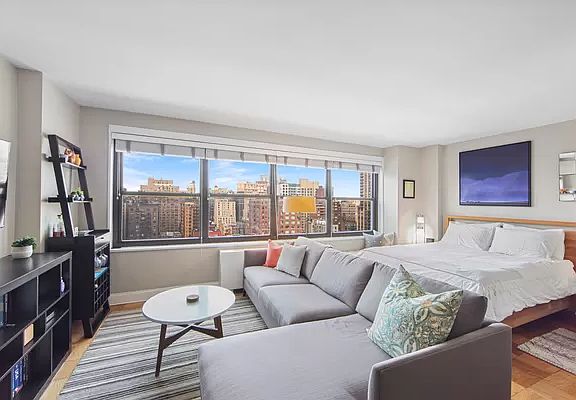 3rd image of 180 W End Ave APT 20B