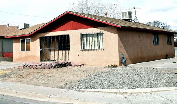 3rd image of 1614 Camino Del Llano