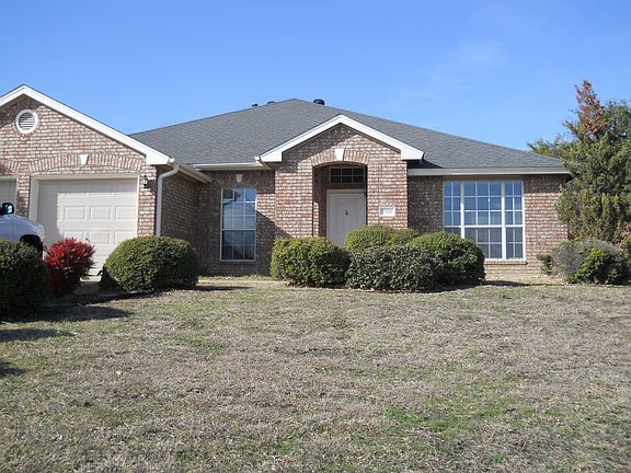 2nd image of 2500 Creek Dr