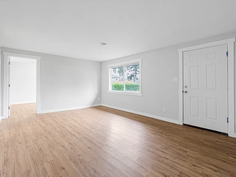 5110 Diamond Blvd SW — Photo 7