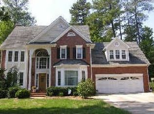 104 S Devimy Ct, Cary, NC 27511