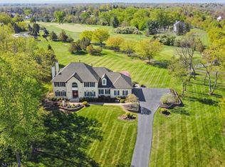 2 Fairway Dr, Readington Twp., NJ 08889