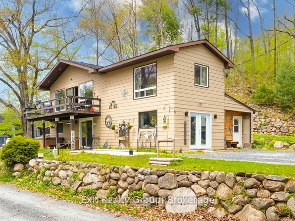 1058 Wellman Rd, North Frontenac, ON K0H 1K0