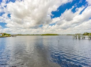 236 SW Cabana Point Cir, Stuart, FL 34994