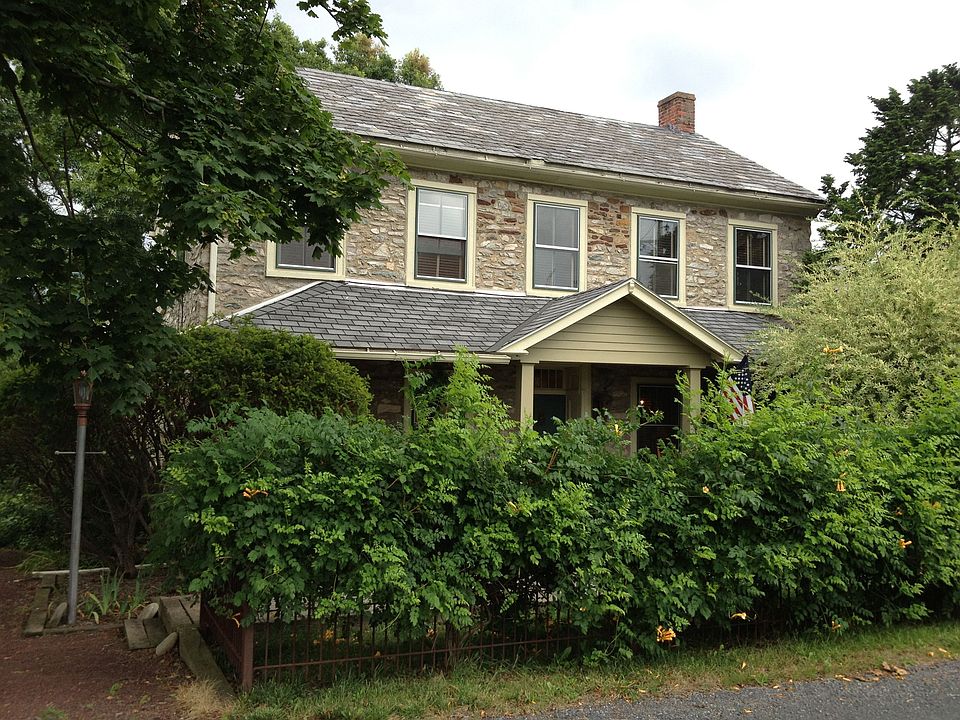 Front 1849 House